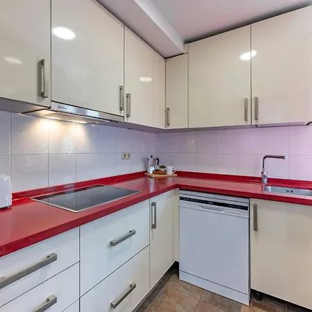 Great 3 Bedroom With Terrace In Golden Mile *