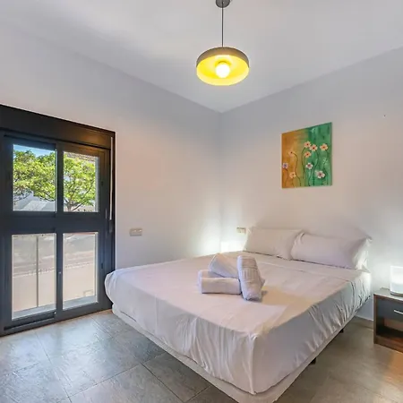 Great 3 Bedroom With Terrace In Golden Mile Apartament Marbella