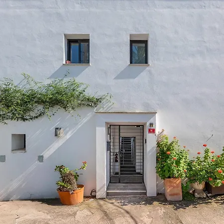 Great 3 Bedroom With Terrace In Golden Mile