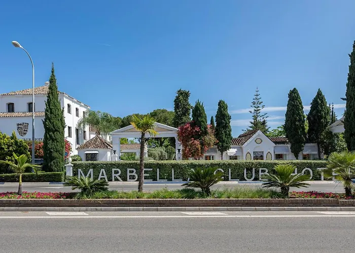 Great 3 Bedroom With Terrace In Golden Mile Apartment Marbella
